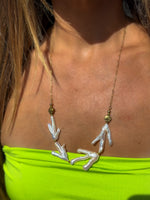 Flora pearl necklace