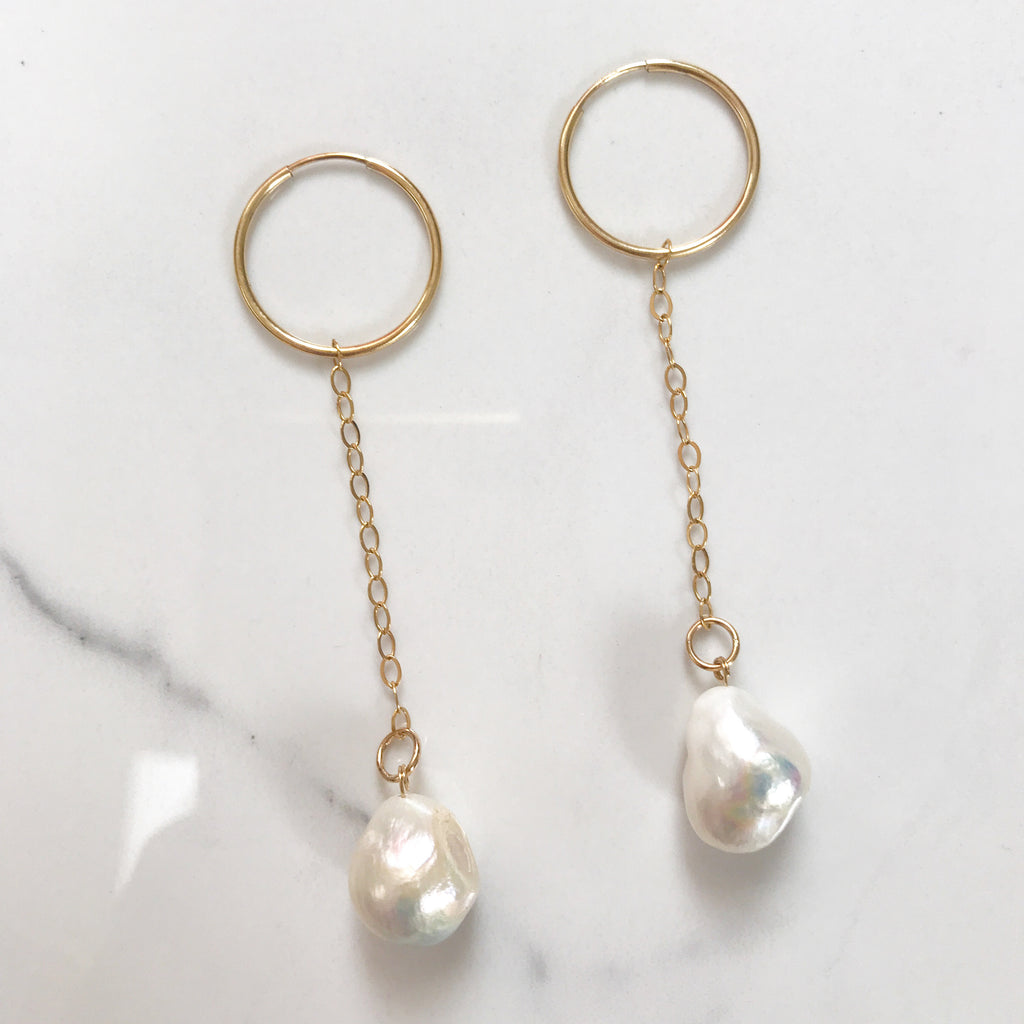 Maili  Pearl earrings
