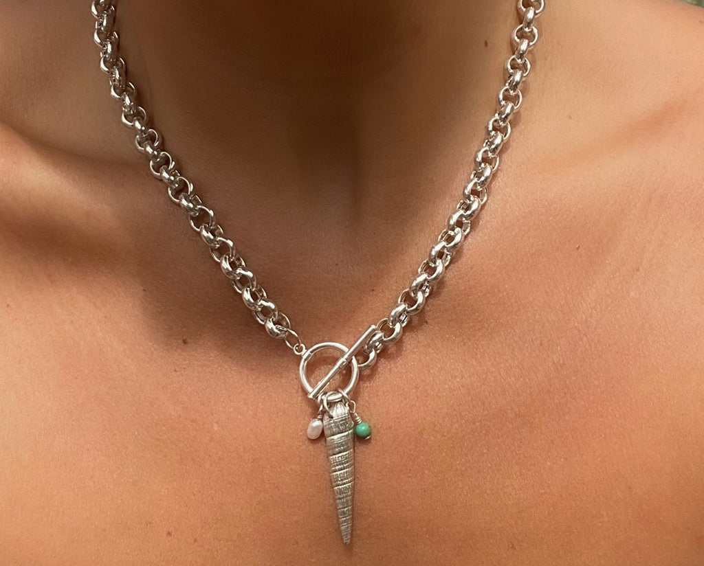 Namotu necklace