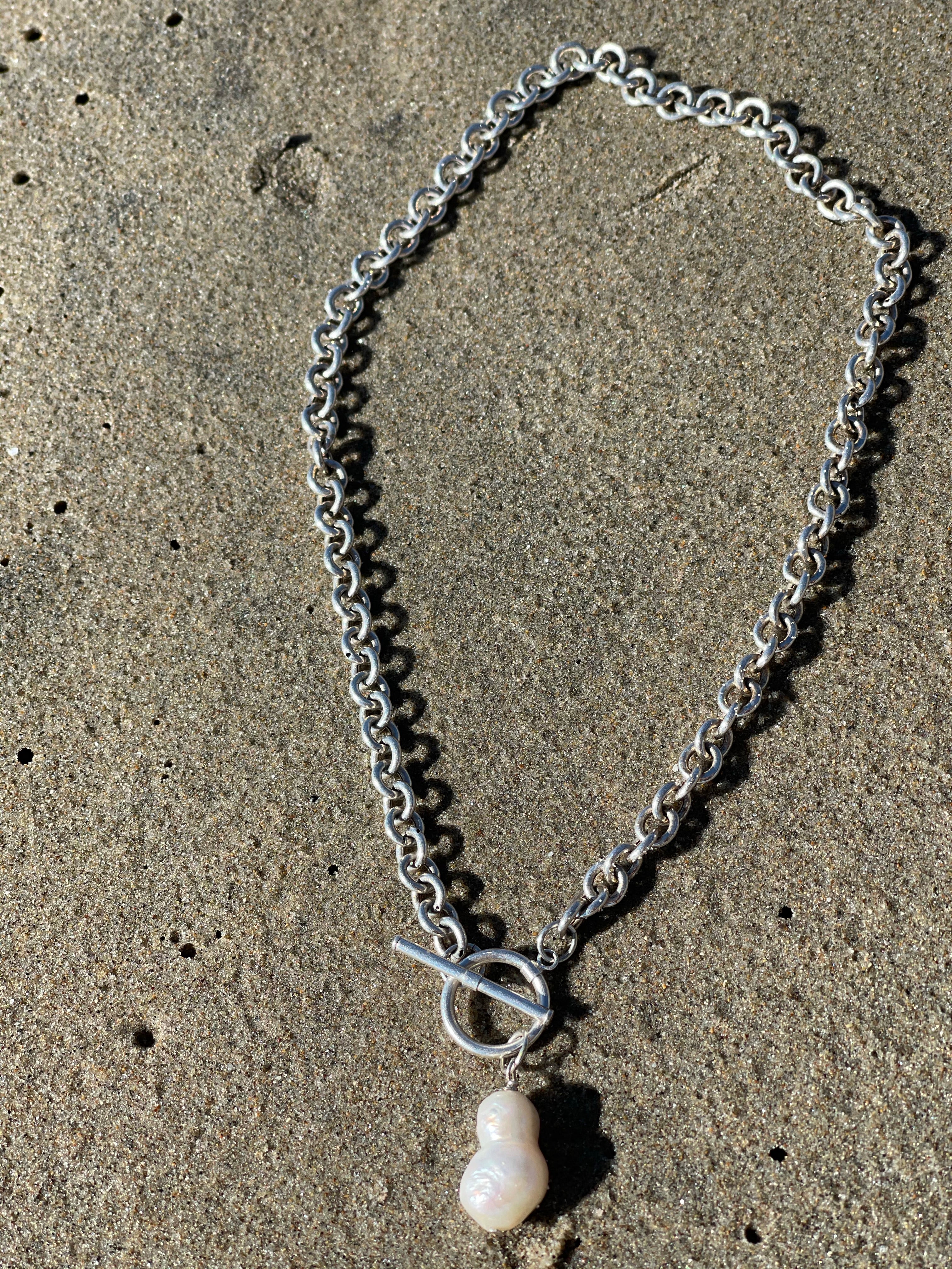 Conchita necklace